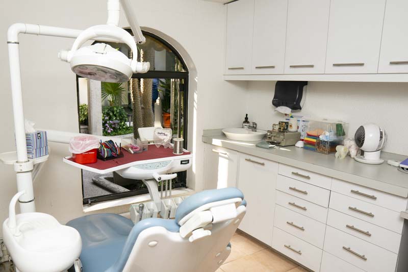 Reconstrucción Dental Libre de Metal y de Alta Precisión
